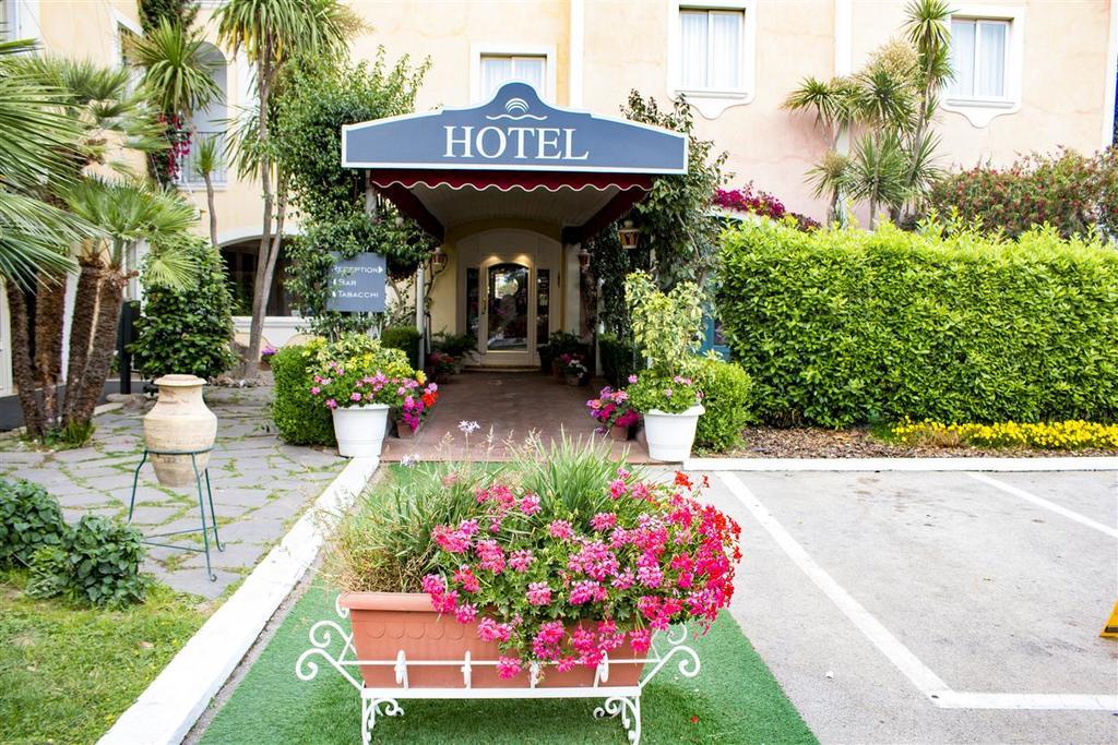 Hotel Mediterraneo Qualiano Exterior foto